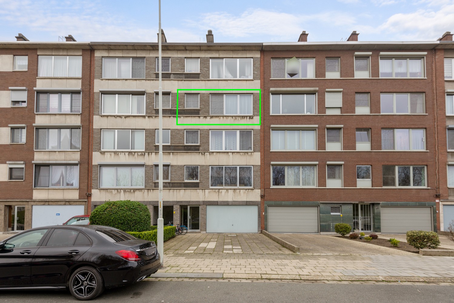 Lichtrijk appartement met 2 slaapkamers en terras in Merksem! afbeelding 1