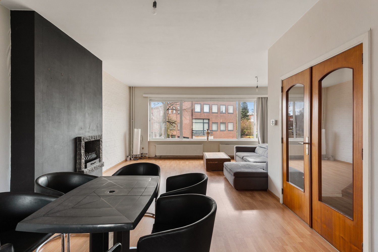 Ruime bel-étage met 3 slaapkamers, inpandige garage & ZW-tuin in Wilrijk! afbeelding 4