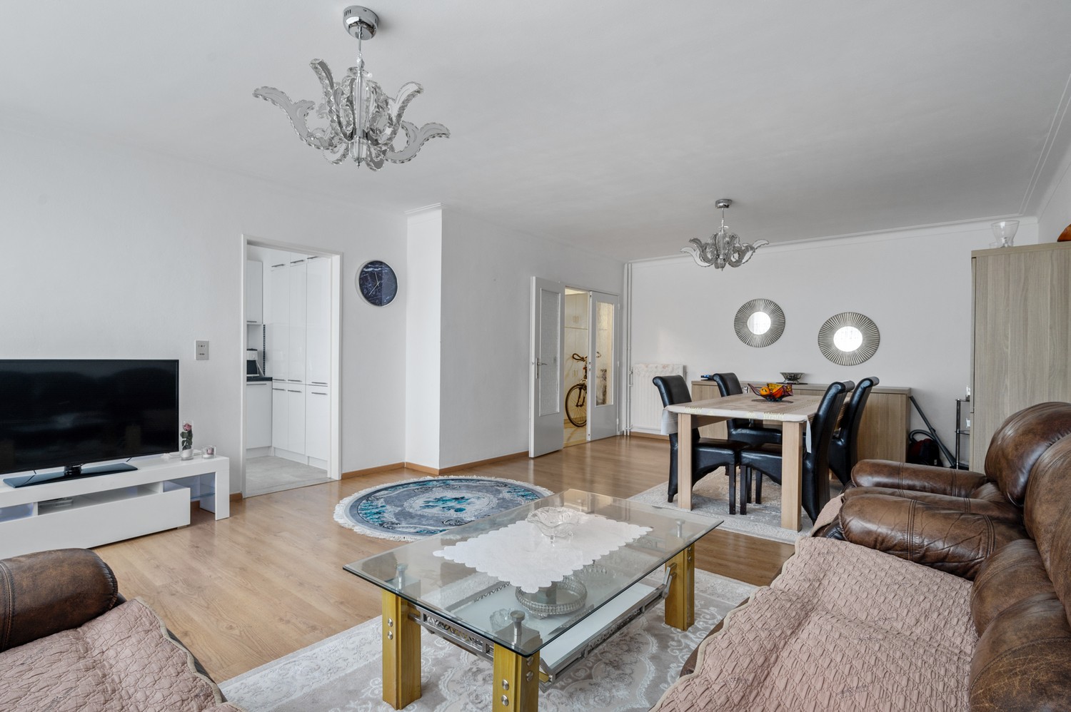 Mooi appartement met 2 slaapkamers te koop te Borgerhout afbeelding 1