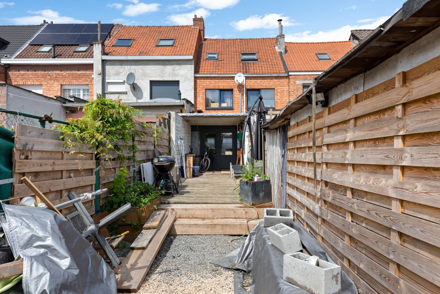 Ruime, op te frissen eengezinswoning met drie slaapkamers en grote tuin te Wijnegem! afbeelding 18