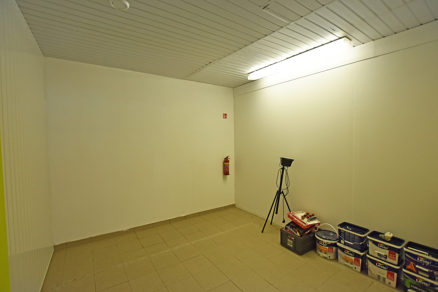 Kantoor met opslagruimte & garage (± 110m²) op centrale locatie te Wommelgem! afbeelding 6