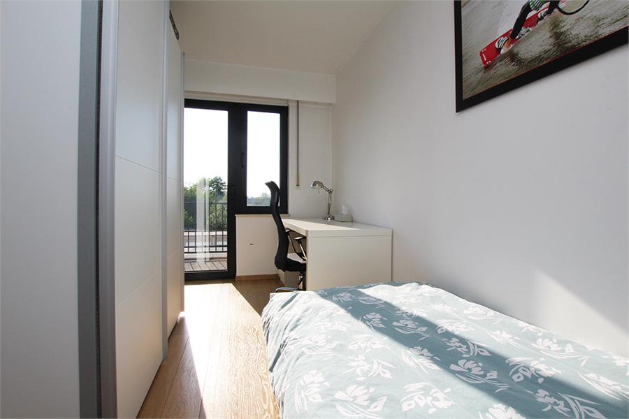 Mooi, instapklaar appartement met 2 slaapkamers en terras op centrale locatie te Deurne-Zuid (grens Borsbeek)! afbeelding 10