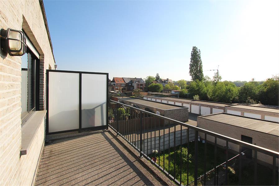 Mooi, instapklaar appartement met 2 slaapkamers en terras op centrale locatie te Deurne-Zuid (grens Borsbeek)! afbeelding 20
