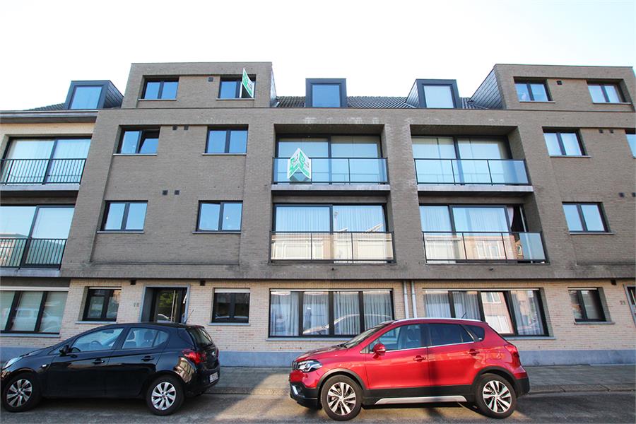Mooi, instapklaar appartement met 2 slaapkamers en terras op centrale locatie te Deurne-Zuid (grens Borsbeek)! afbeelding 21