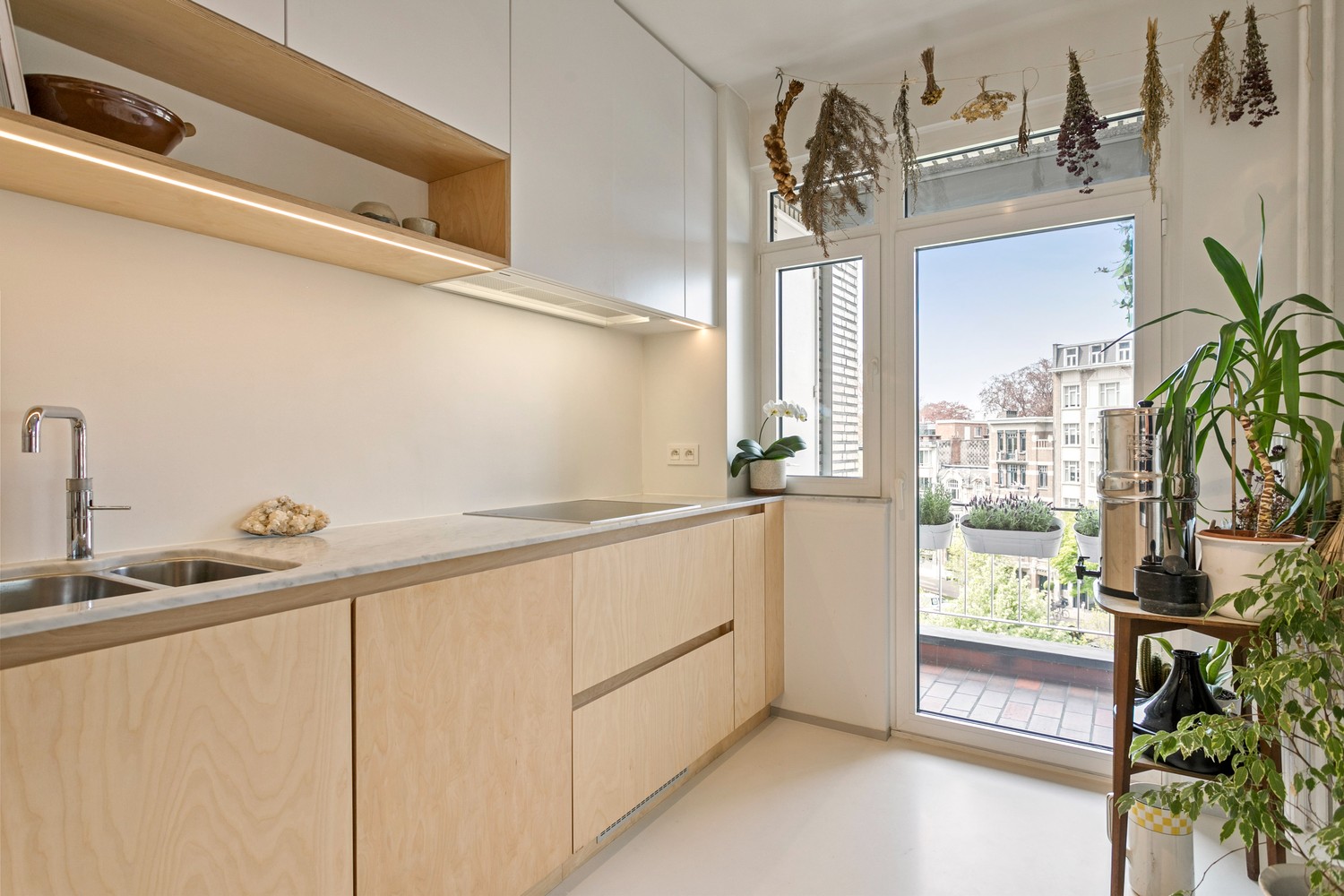 Royaal & stijlvol gerenoveerd appartement (+/- 170 m²) op een gunstige locatie te Oud-Berchem. afbeelding 13
