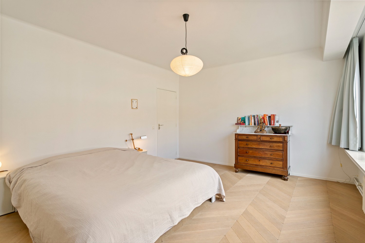 Royaal & stijlvol gerenoveerd appartement (+/- 170 m²) op een gunstige locatie te Oud-Berchem. afbeelding 21