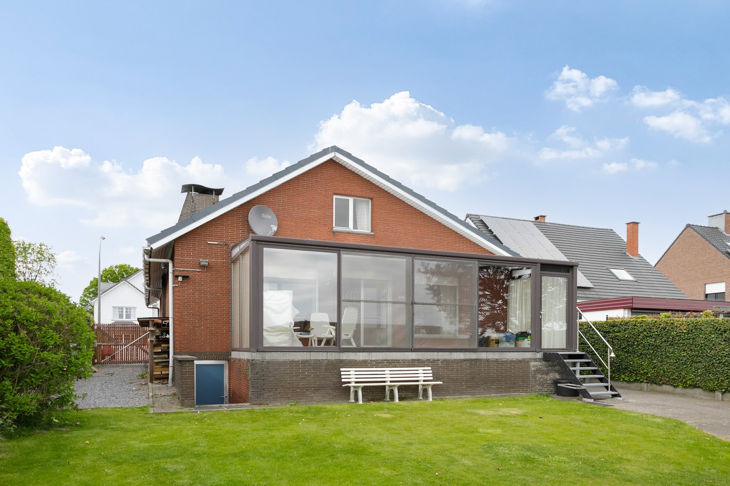 Te renoveren woning met 4 slaapkamers & Z-tuin in Wommelgem! afbeelding 34