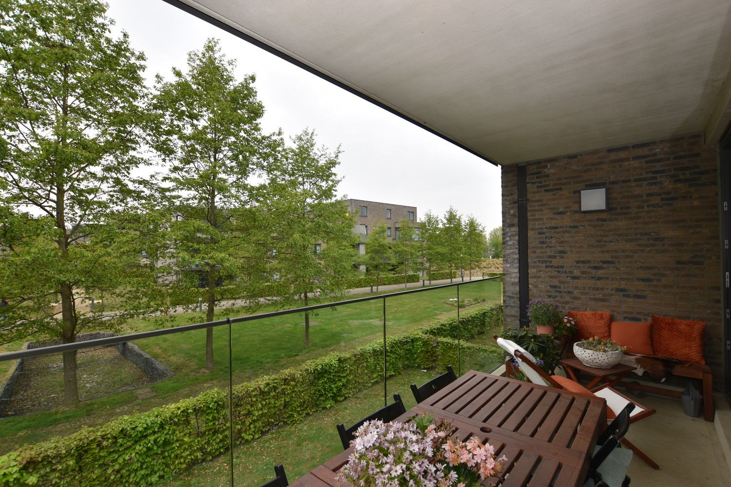 Instapklaar appartement met twee slaapkamers en terras op rustige en groene locatie te Wijnegem! afbeelding 19