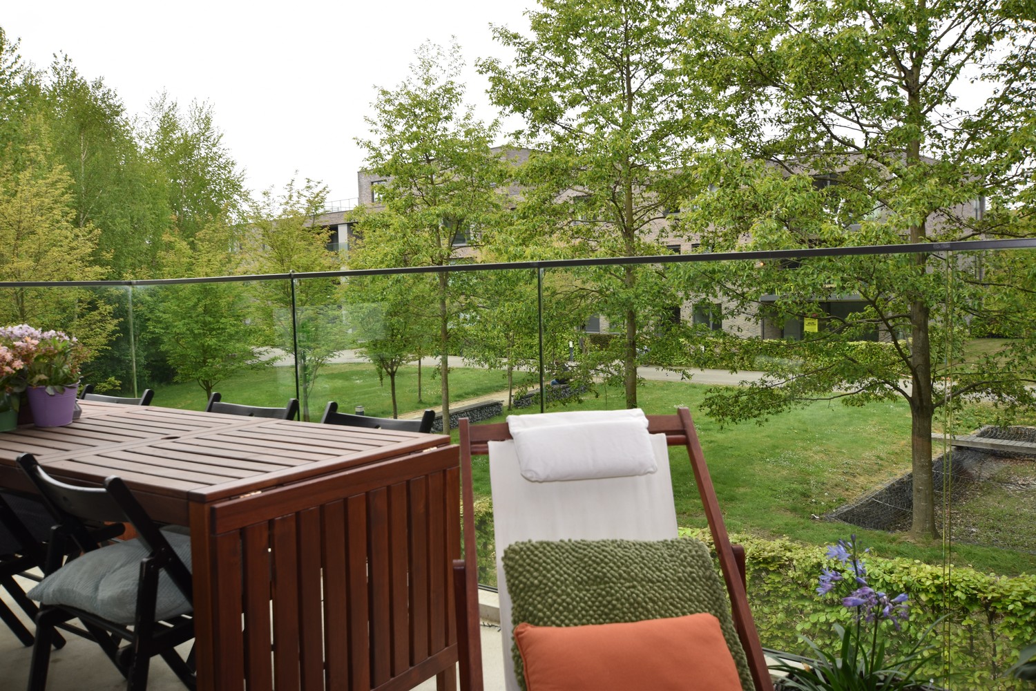 Instapklaar appartement met twee slaapkamers en terras op rustige en groene locatie te Wijnegem! afbeelding 17