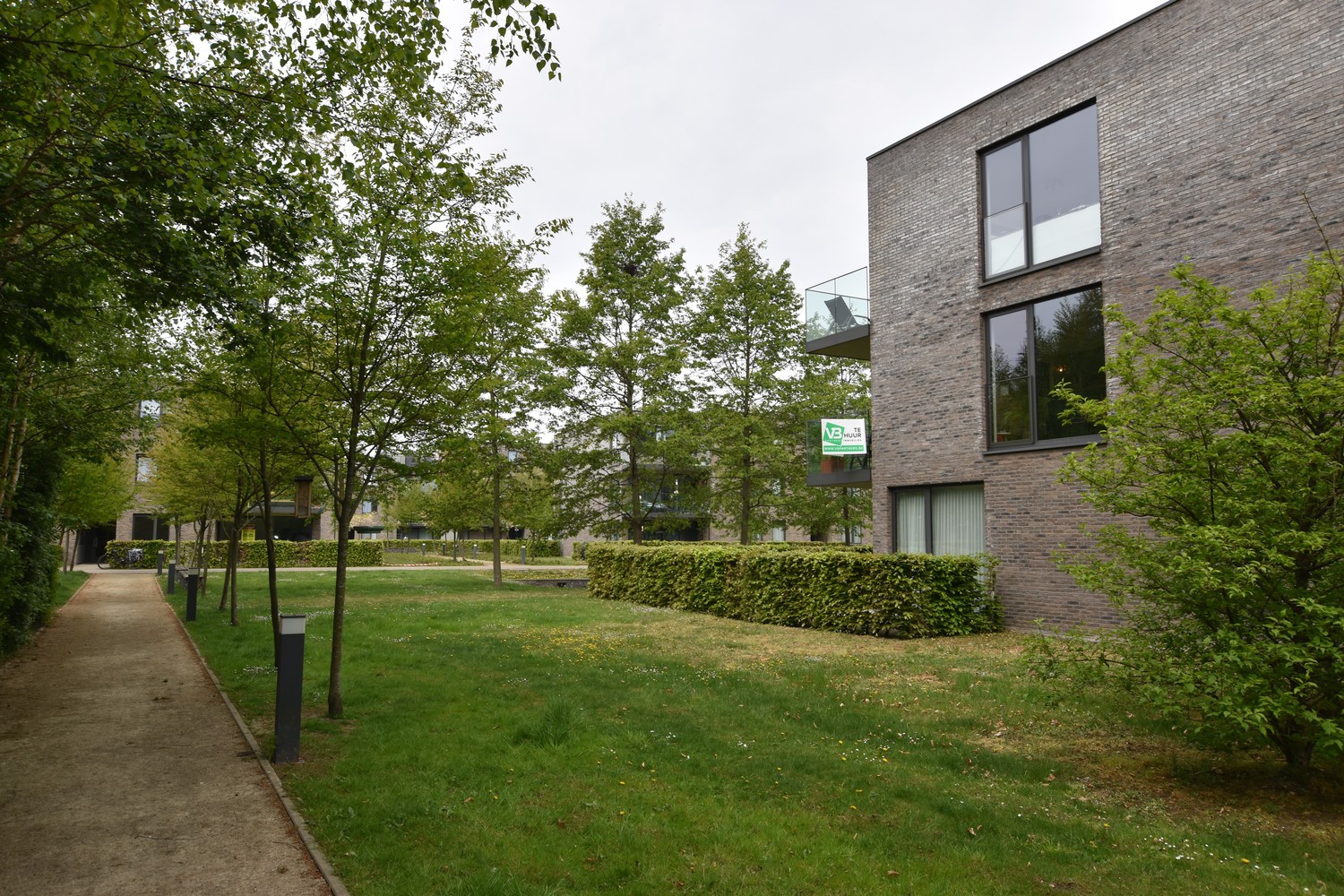 Instapklaar appartement met twee slaapkamers en terras op rustige en groene locatie te Wijnegem! afbeelding 21