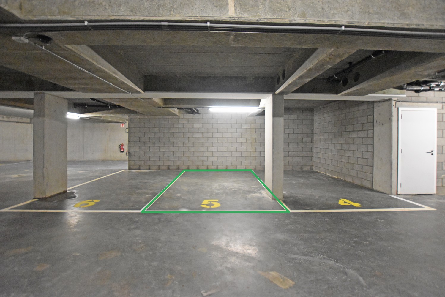 Ondergrondse garagebox en parkeerplaatsen te koop in nieuwbouwproject Hof Ter Weynen! afbeelding 4