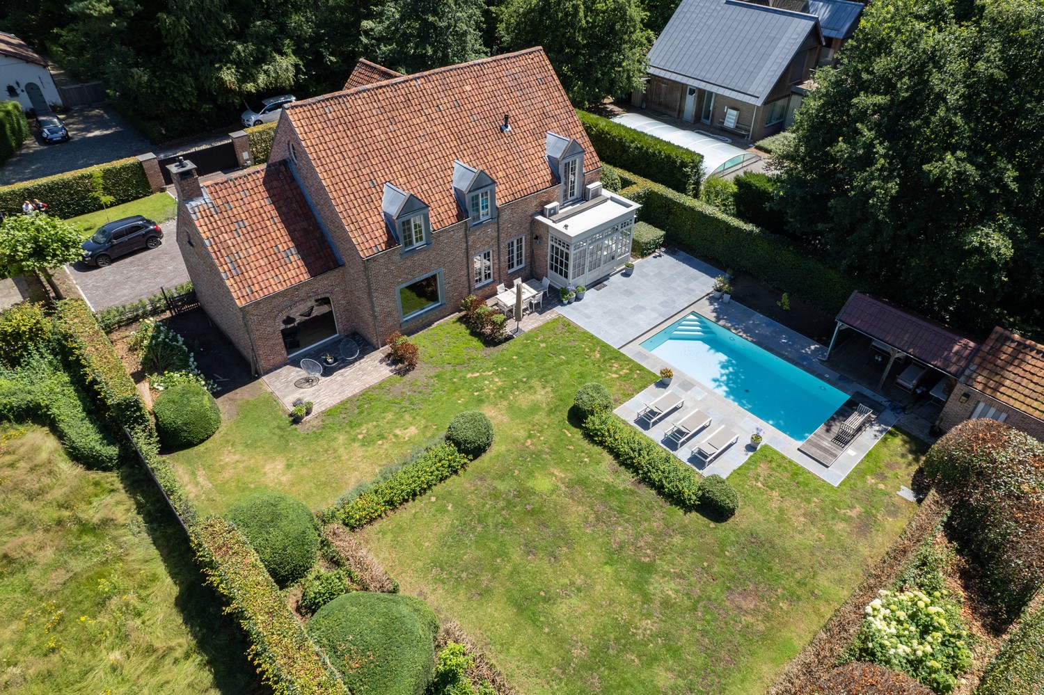 Prachtige, luxueuze villa op een perceel van ± 1457m² met zwembad in Grobbendonk. afbeelding 45