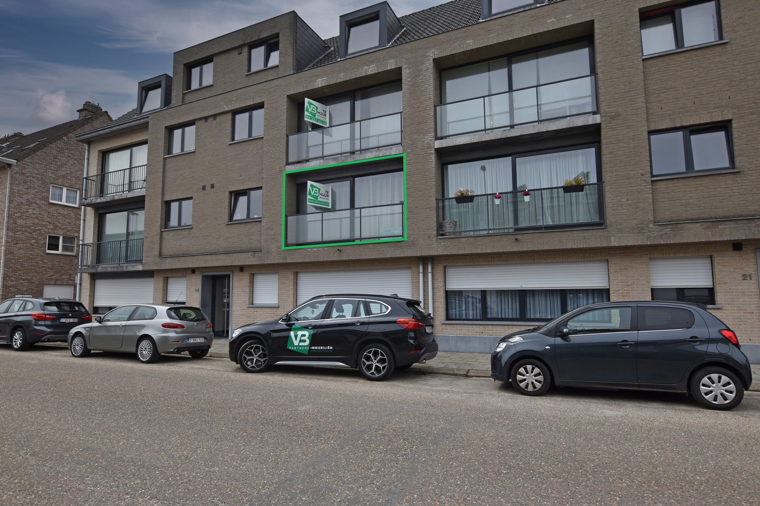 Zeer verzorgd en ruim appartement met 2 slpk en terras op de grens van Deurne-Zuid en Borsbeek! afbeelding 1