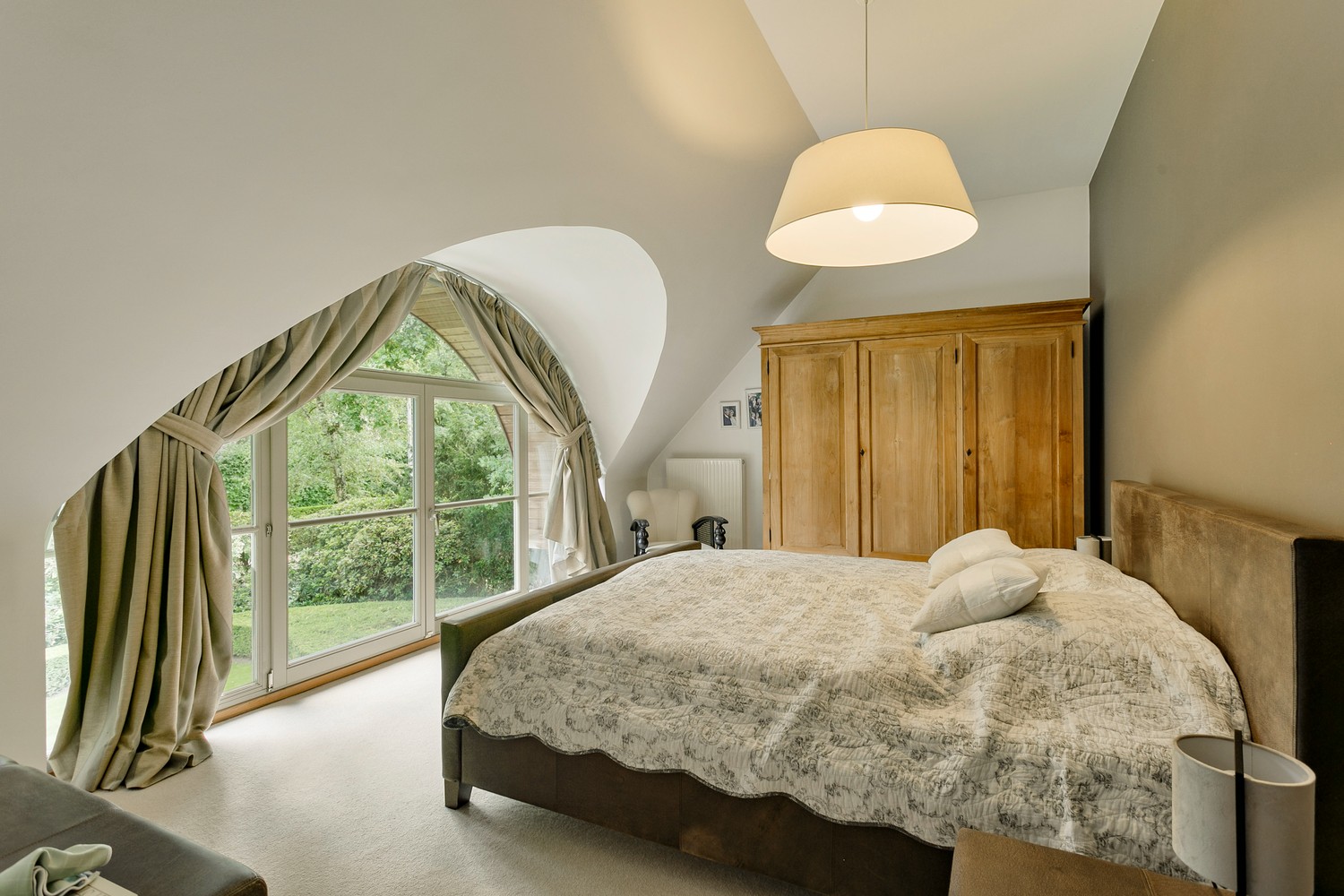 Luxueuze villa in "Manoir stijl" op een zeer gegeerde en residentiële locatie te Schoten-Bos. afbeelding 25