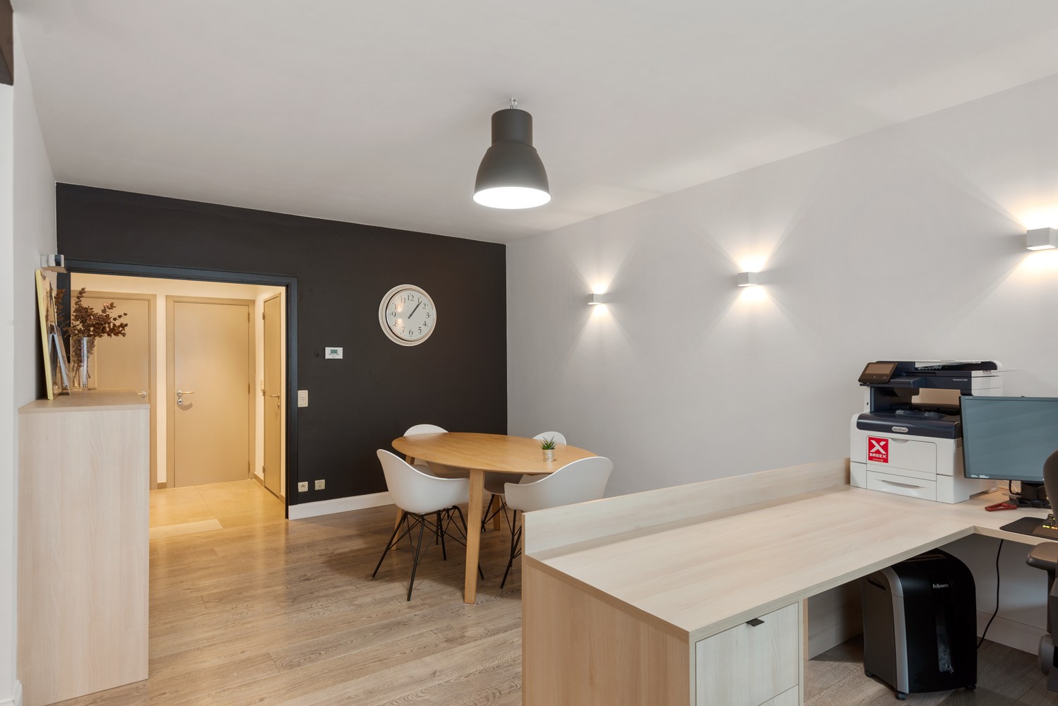 Gerenoveerd prachtig appartement met 2 slaapkamers, 2 badkamers en mooi terras in Antwerpen! afbeelding 7