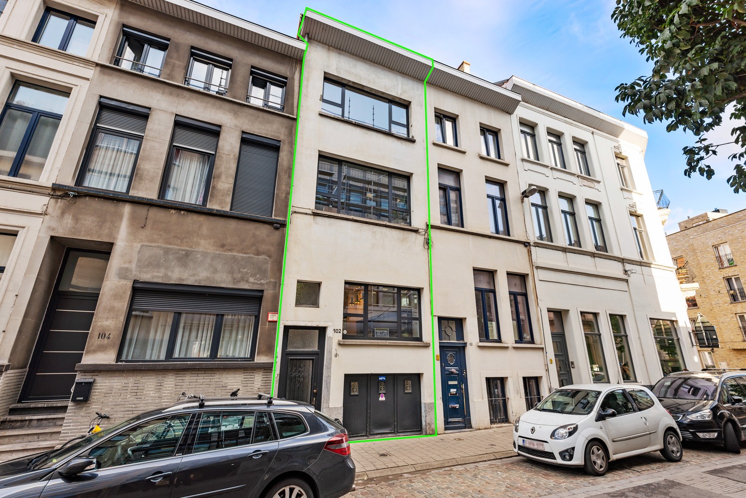 Unieke woning met twee slaapkamers, gezellige tuin & lage garage in Antwerpen! afbeelding 1