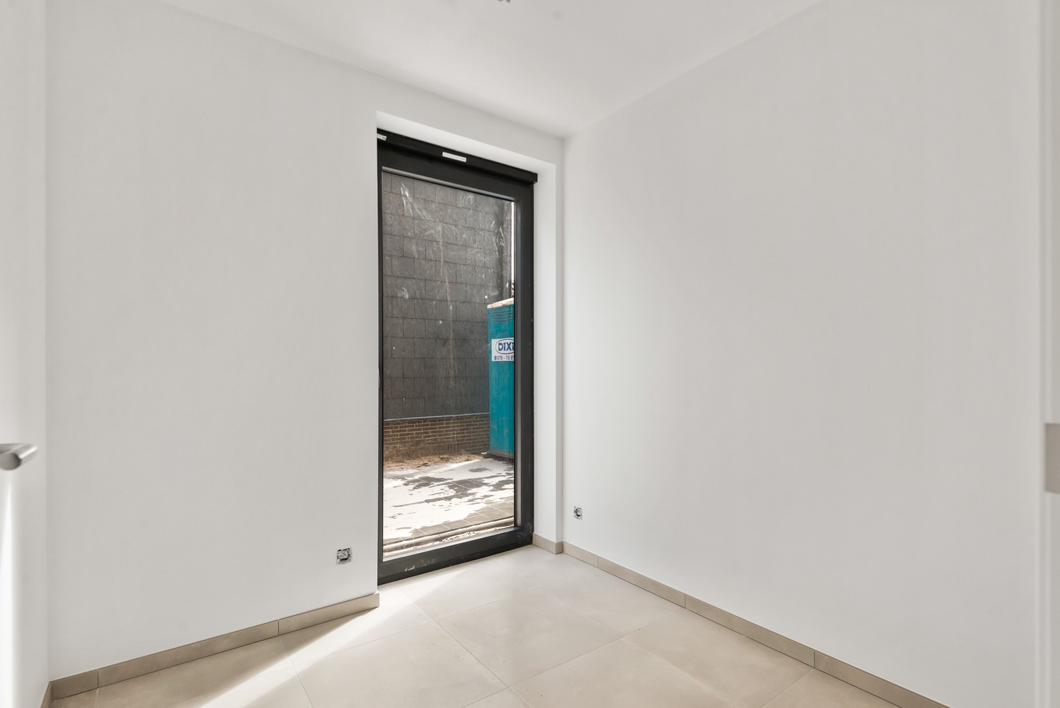 Licht en functioneel appartement (+/-81.5m²) met 2 slaapkamers en een zuidgeoriënteerd terras (+/-7.5m²)! afbeelding 7