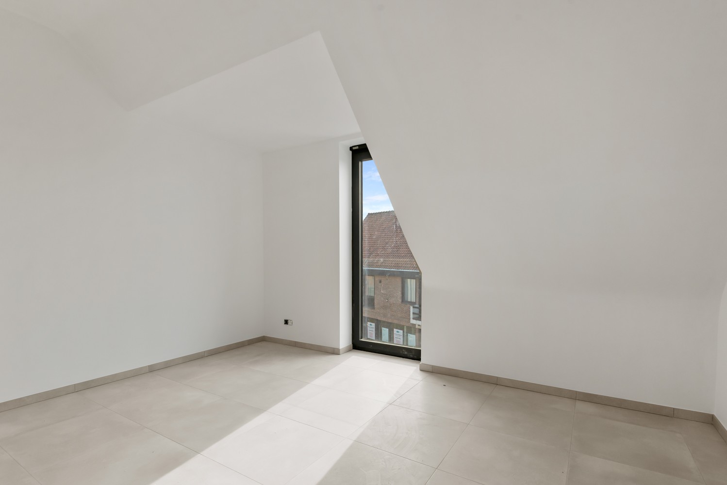 Licht en functioneel appartement (+/-121,10m²) met 2 slaapkamers en een zuidgeoriënteerd terras (+/-10,3m²)! afbeelding 7