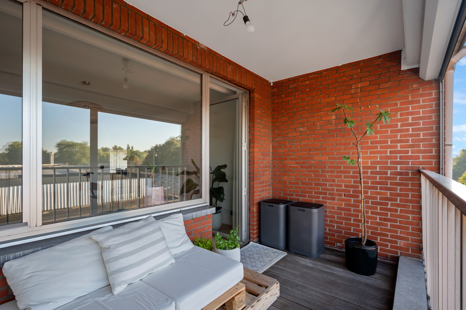 Riant & luxueus appartement (+/- 170 m²) met drie slpk's en terras te Deurne. afbeelding 16