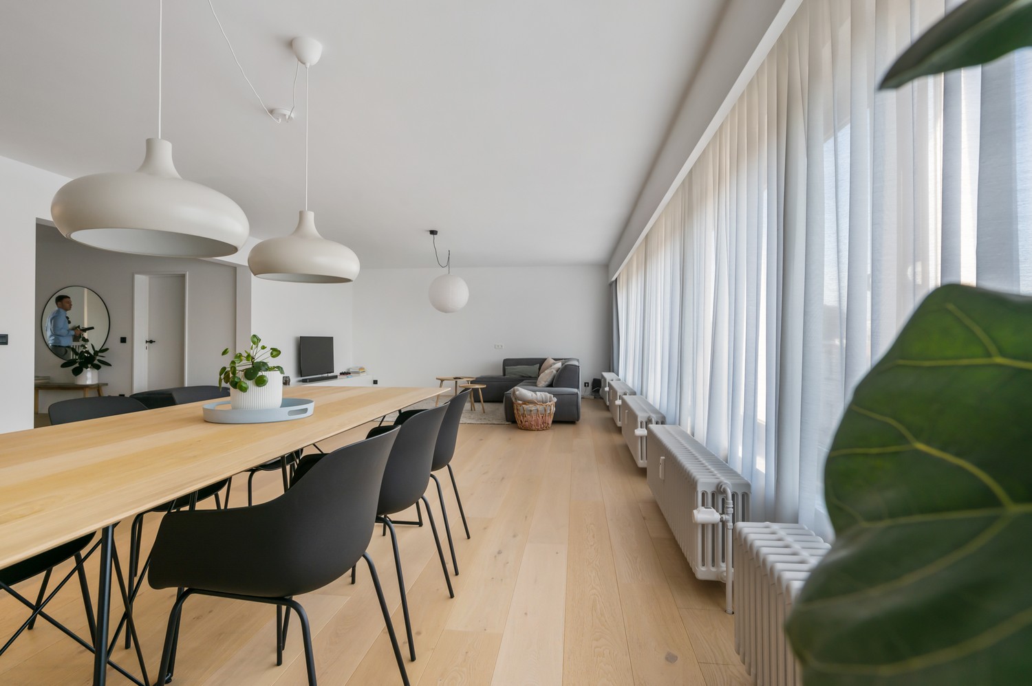 Riant & luxueus appartement (+/- 170 m²) met drie slpk's en terras te Deurne. afbeelding 2