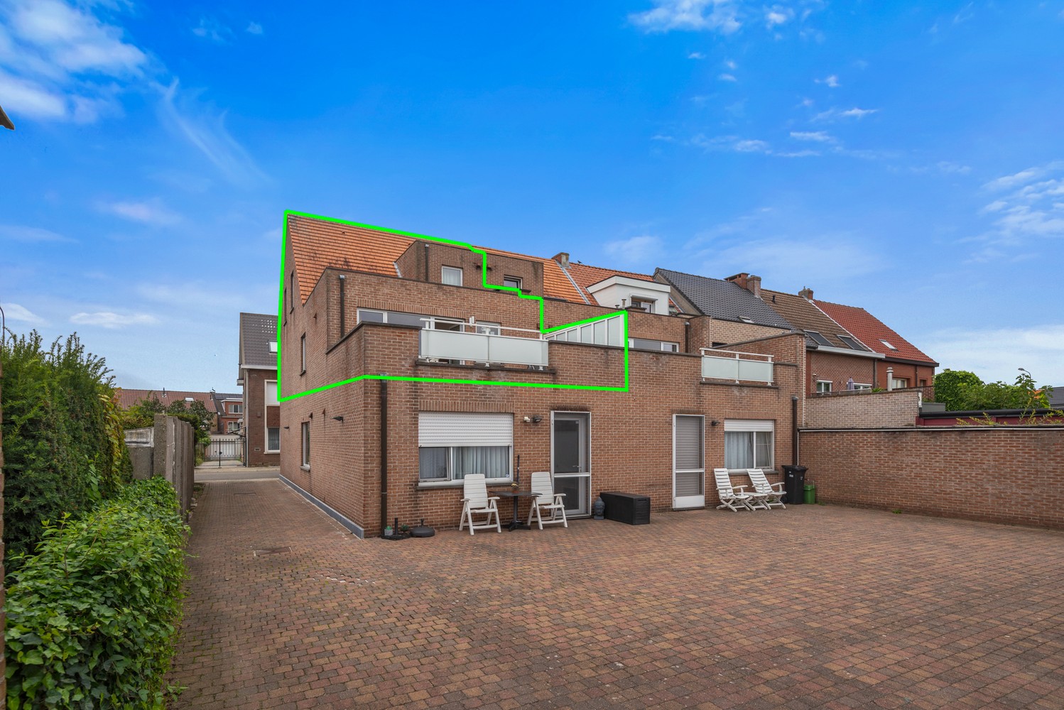 Tof duplexappartement met 2 slaapkamers, terras & garagebox in hartje Wommelgem! afbeelding 18