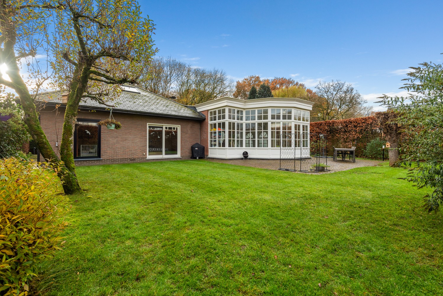 Prachtige villa met binnenzwembad op een perceel van ± 910m² in Wijnegem! afbeelding 18