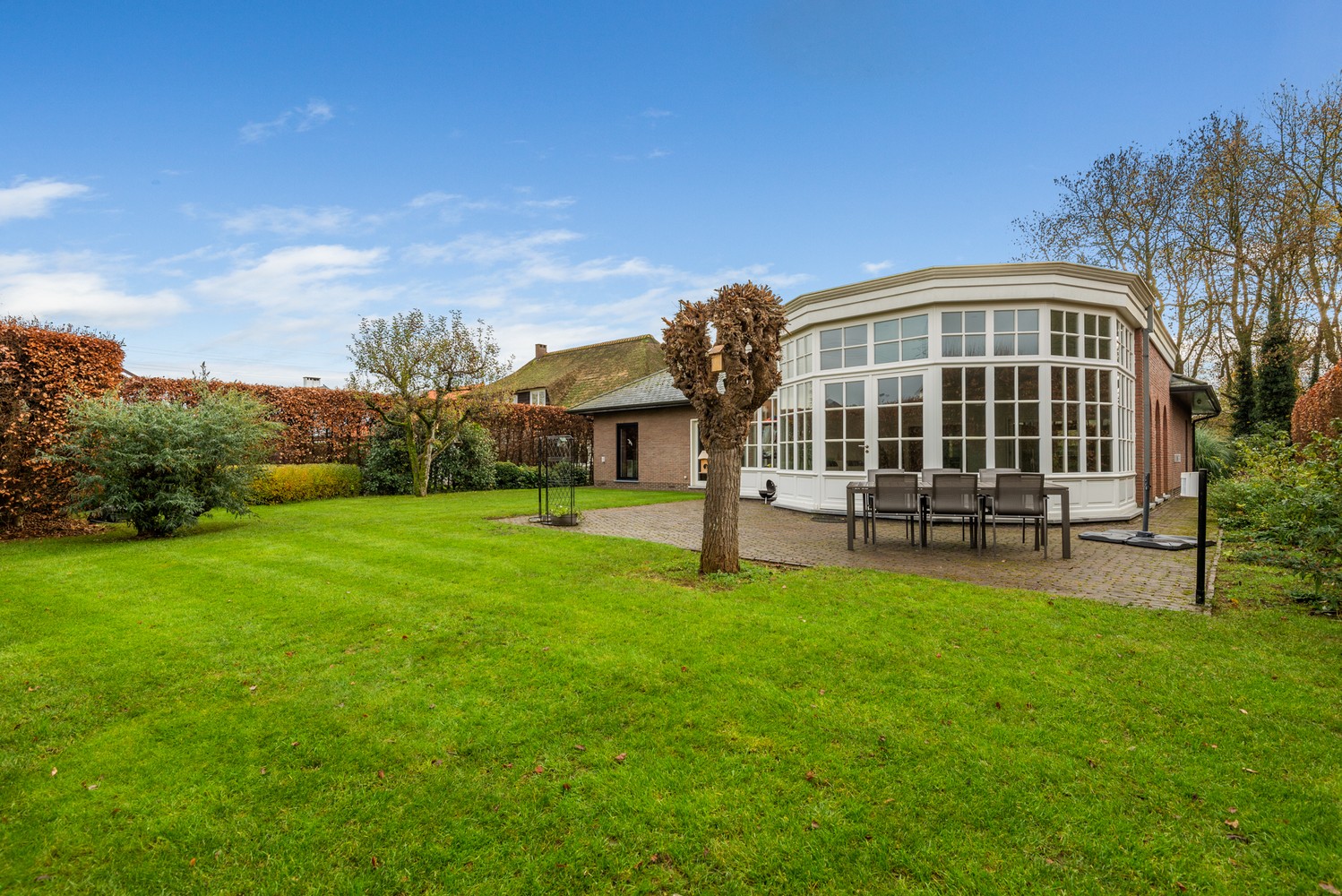 Prachtige villa met binnenzwembad op een perceel van ± 910m² in Wijnegem! afbeelding 19