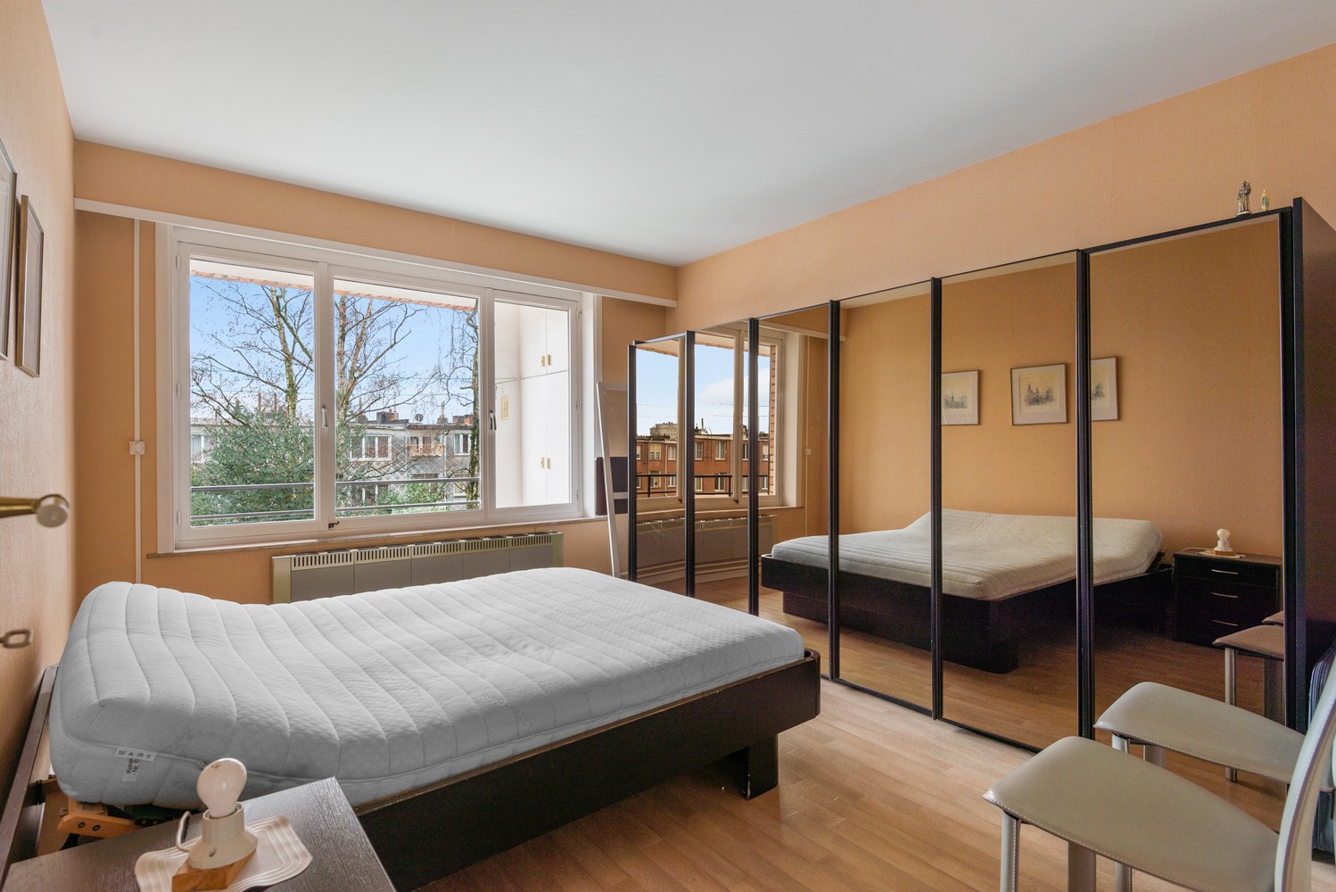 Te renoveren appartement met 2 slaapkamers en terras te Deurne. afbeelding 9