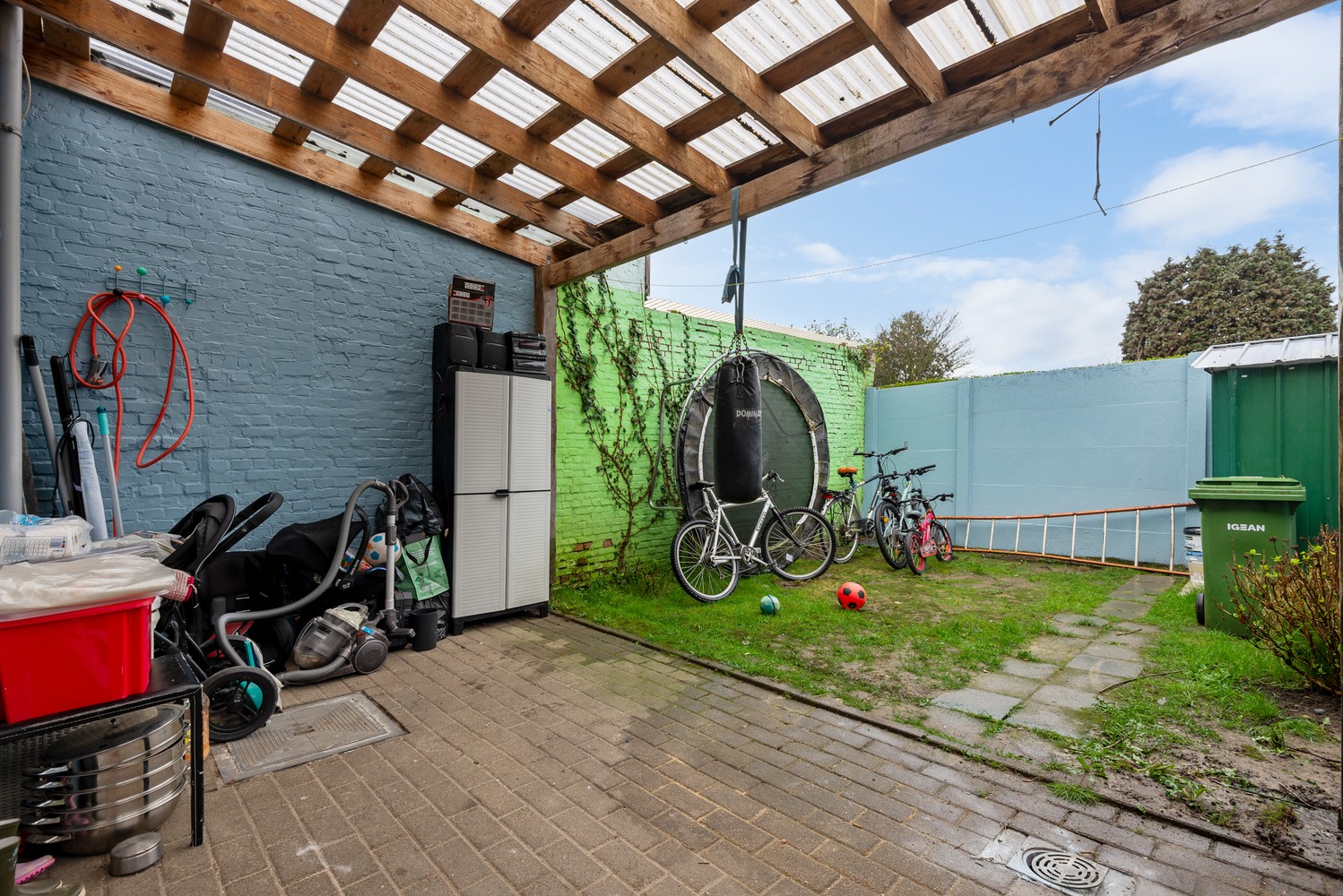 Mooie woning met 2 à 3 slaapkamers, tuin en garage in Wijnegem afbeelding 9