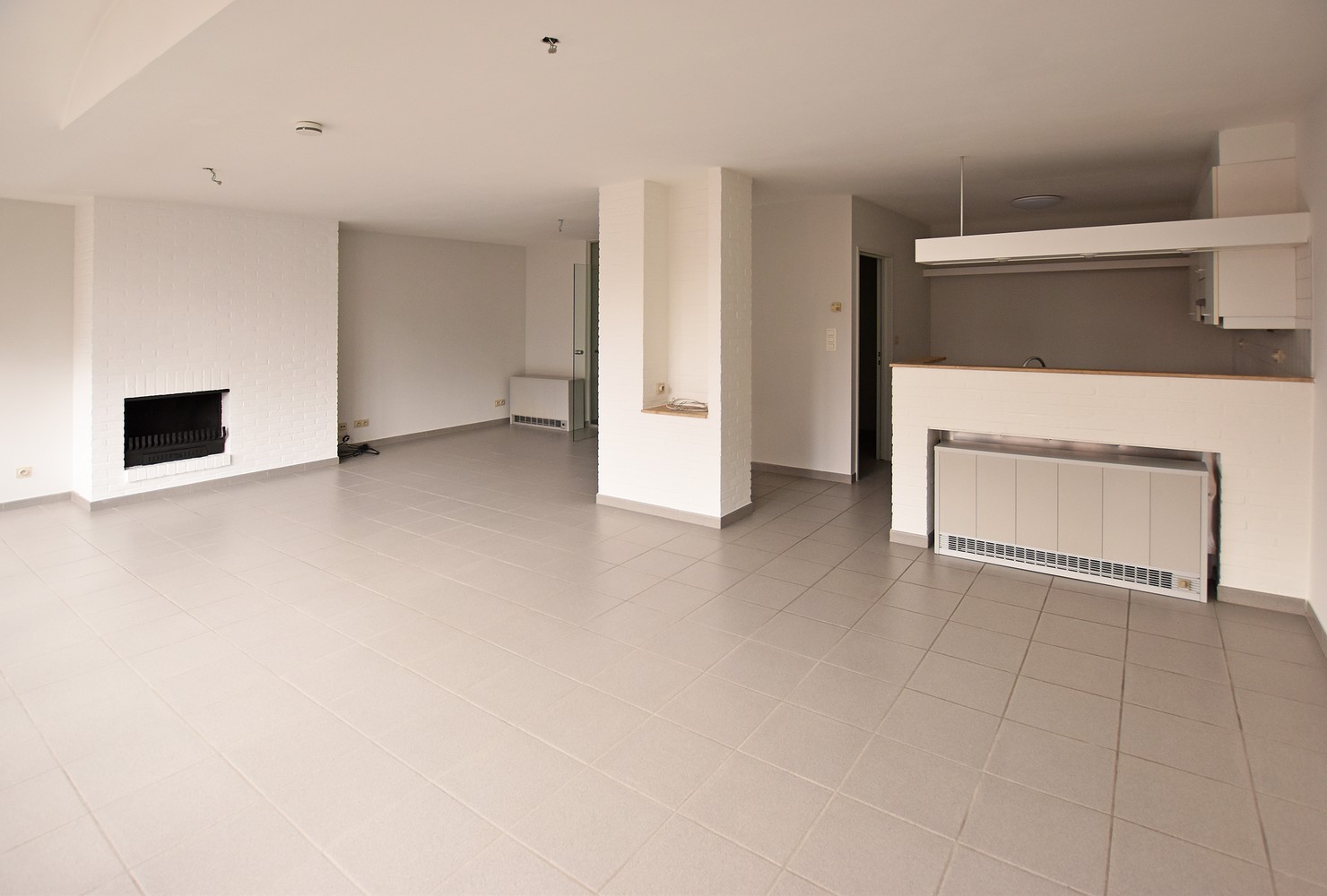 Mooi verzorgd appartement op de 2de verdieping in het centrum van Wijnegem. afbeelding 3